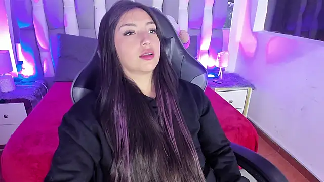 Adaara Rey online show from October 18, 2025, 6:30 pm