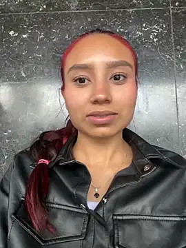 ximena vasquez8 online show from October 1, 2025, 9:32 pm