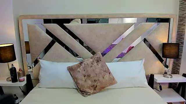 ximena vasquez8 online show from February 2, 2026, 3:16 am