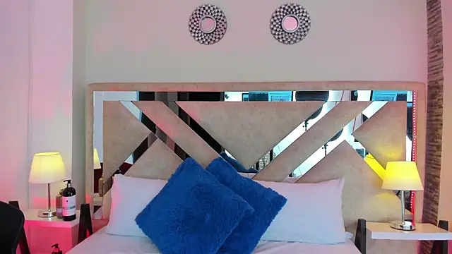 ximena vasquez8 online show from March 29, 2026, 4:01 am