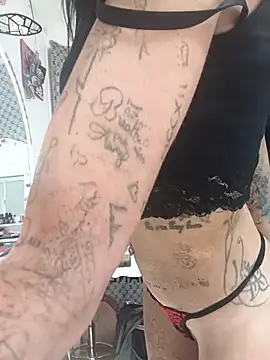 Snapshot of Tannedtattooed69 chatting on May 28, 2026, 8:44 am Tannedtattooed69 online show from May 28, 2026, 8:44 am