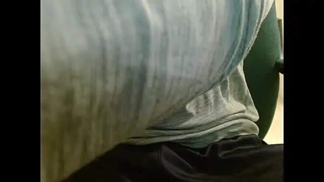 pranastro00 online show from November 11, 2025, 1:16 am