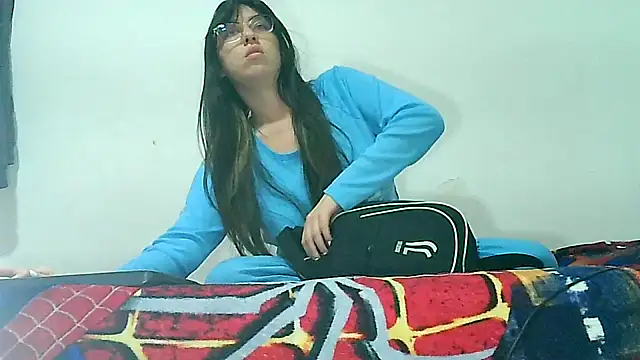 lareinalareinadelanal online show from November 22, 2025, 11:04 pm