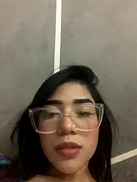 ElaRose 12 online show from November 1, 2025, 10:45 pm