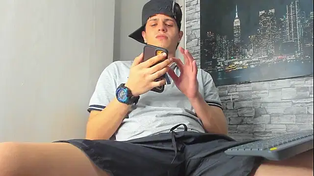 Themasterhades 777 online show from October 5, 2025, 12:20 am