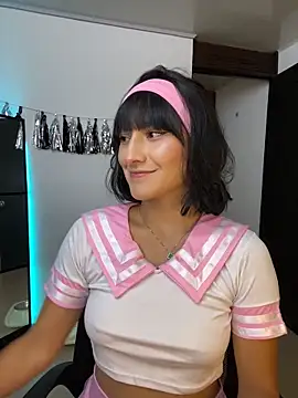 lenkaa online show from April 3, 2026, 11:58 pm