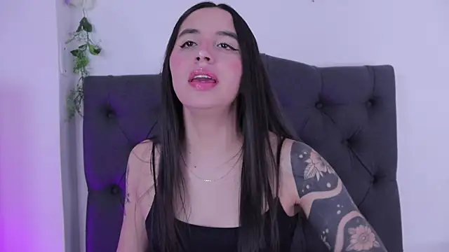 kaylee lee online show from April 10, 2026, 3:34 am