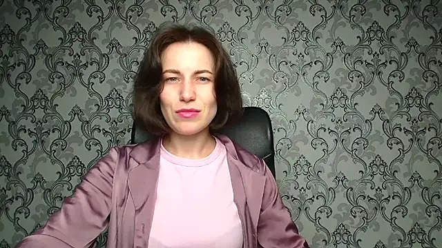 Snapshot of Kelly_Kisss chatting on February 6, 2026, 12:41 pm Kelly Kisss online show from February 6, 2026, 12:41 pm