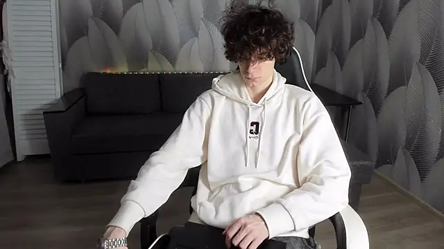 Edvard Blare online show from September 20, 2025, 7:37 pm