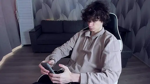 Edvard Blare online show from September 25, 2025, 9:13 am