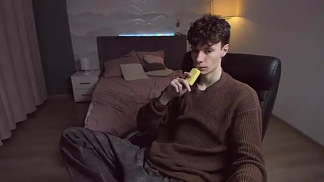 Edvard Blare online show from October 25, 2025, 4:46 pm