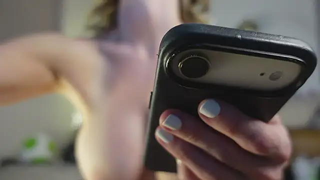 Taylorlove303 online show from March 22, 2026, 10:18 am