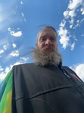 Snapshot of eager1975 chatting on March 26, 2026, 5:07 pm eager1975 online show from March 26, 2026, 5:07 pm