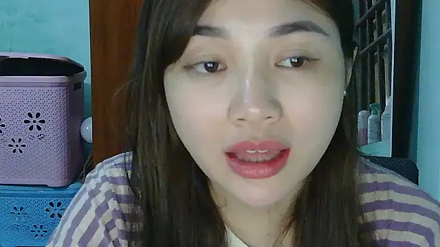 Uhem112 online show from October 6, 2025, 12:46 pm