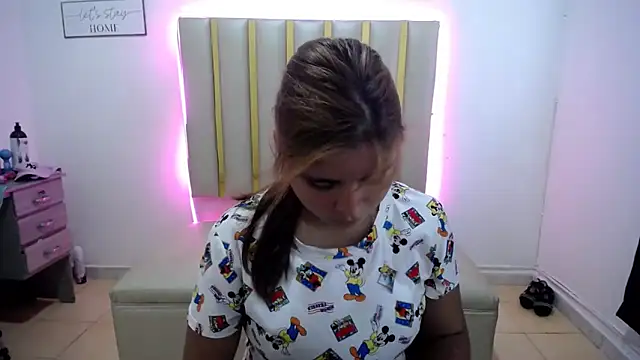 keilicita tonny 18 online show from October 13, 2025, 5:13 pm