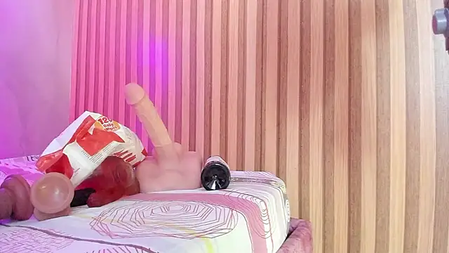 violet taylor  online show from February 23, 2026, 2:31 am