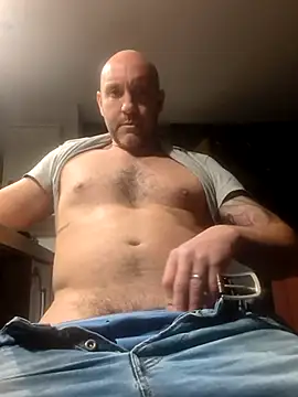 hurricanehaz1 online show from October 15, 2025, 10:43 pm