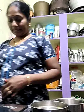 papukurty online show from October 23, 2025, 4:12 am