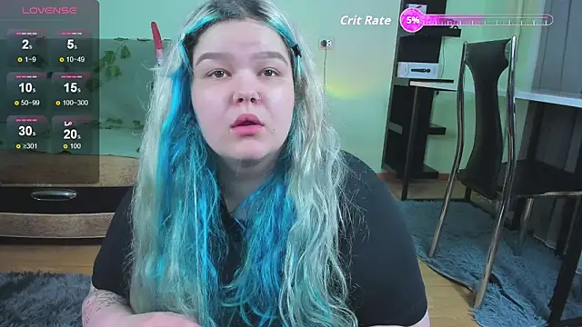 Snapshot of _CandyM1lky_ chatting on October 9, 2025, 6:22 am CandyM1lky online show from October 9, 2025, 6:22 am