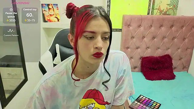 Snapshot of _lucia_21 chatting on October 9, 2025, 11:03 pm lucia 21 online show from October 9, 2025, 11:03 pm