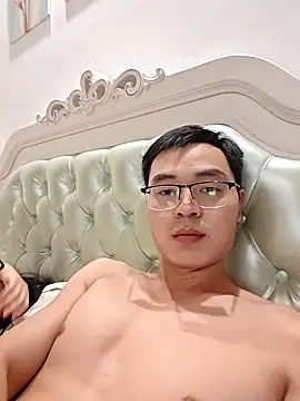 defgghj online show from October 20, 2025, 5:24 pm