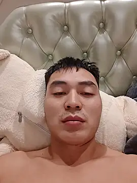 defgghj online show from November 8, 2025, 9:24 pm