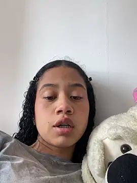 Snapshot of jadee8 chatting on May 16, 2026, 5:12 pm jadee8 online show from May 16, 2026, 5:12 pm