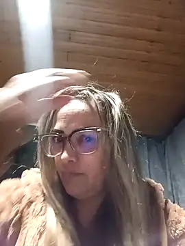 Snapshot of dirty_lady17 chatting on March 20, 2026, 1:32 am dirty lady17 online show from March 20, 2026, 1:32 am