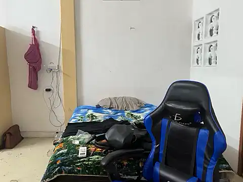 siilvestremx online show from November 22, 2025, 5:50 am