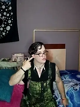 Kiami Noara online show from April 26, 2026, 5:49 am