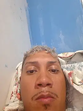 GRUESO-CURVO online show from January 15, 2026, 1:32 am