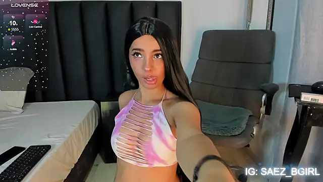 Snapshot of BarbieGirl_xx chatting on October 11, 2025, 5:28 am BarbieGirl xx online show from October 11, 2025, 5:28 am