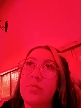 Snapshot of Dulcedeanis chatting on February 13, 2026, 3:02 am Dulcedeanis online show from February 13, 2026, 3:02 am