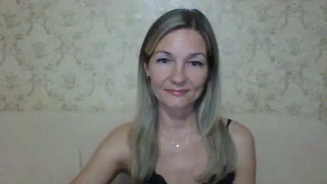 Snapshot of sweetriki chatting on September 30, 2025, 6:57 pm sweetriki online show from September 30, 2025, 6:57 pm