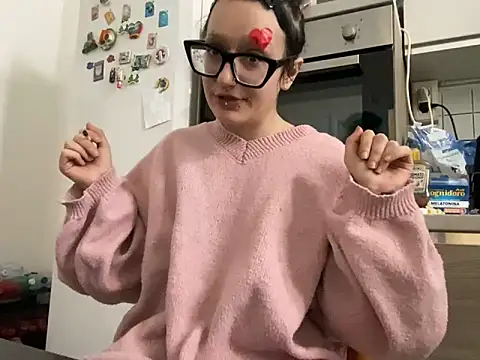 severingratty online show from October 2, 2025, 6:42 am