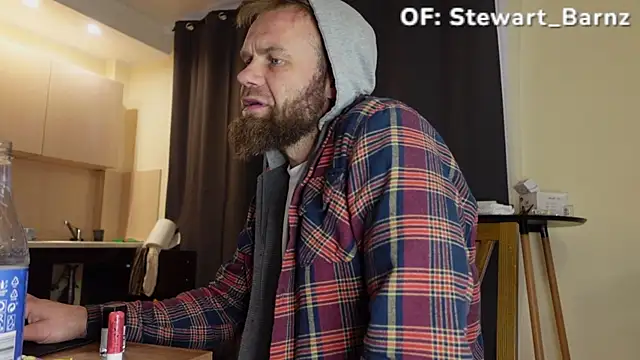 Stewart Barnz online show from May 6, 2026, 1:27 pm