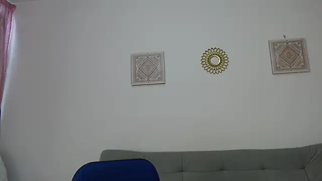 Samanta Monroe online show from October 1, 2025, 6:14 pm