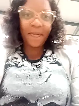 SexyMellon online show from October 4, 2025, 8:34 am