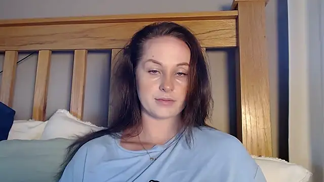 Blueeyedzaya  online show from October 15, 2025, 1:11 pm