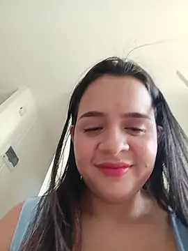 Snapshot of Lambedora_69 chatting on February 5, 2026, 7:51 pm Lambedora 69 online show from February 5, 2026, 7:51 pm