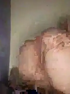 Snapshot of yaraa49 chatting on October 13, 2025, 4:07 pm yaraa49 online show from October 13, 2025, 4:07 pm