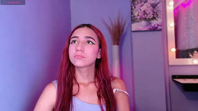 NataliaPrada s online show from December 17, 2025, 4:35 pm