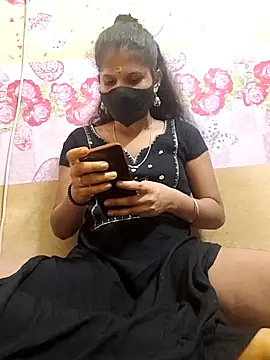 Snapshot of ranisanthutelugu chatting on June 19, 2026, 6:51 am ranisanthutelugu online show from June 19, 2026, 6:51 am