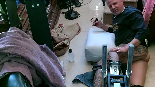 6mickey9 online show from October 20, 2025, 8:53 pm