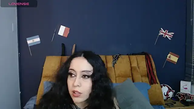 KendraaSimons online show from July 15, 2026, 8:14 pm