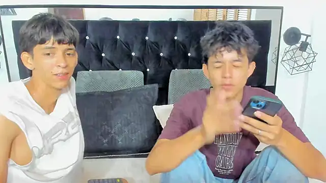 Snapshot of Sebas_cat chatting on October 14, 2025, 2:18 pm Sebas cat online show from October 14, 2025, 2:18 pm