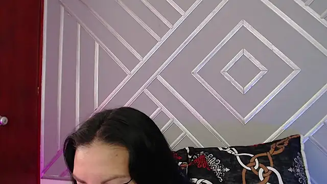 sashabluex online show from September 27, 2025, 8:47 pm