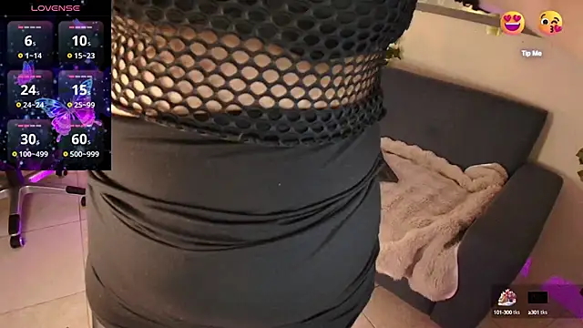 anastacya  online show from October 9, 2025, 12:36 pm