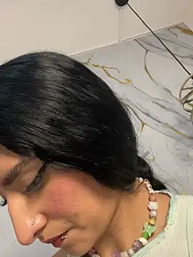 Scaarlettfox online show from February 12, 2026, 6:03 pm