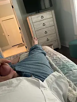 cyclone1212 online show from February 1, 2026, 3:21 pm